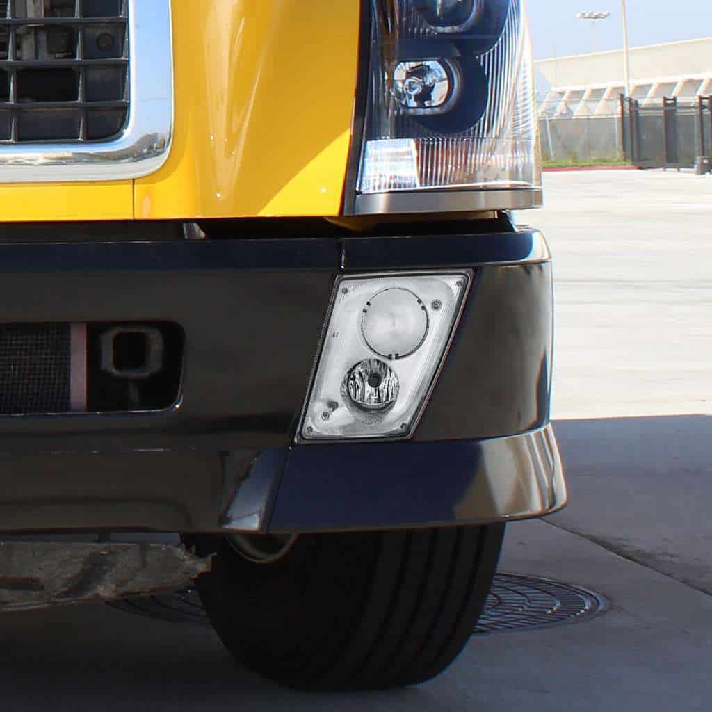 2003-2017 Volvo Vn/Vnl Chrome Fog Light Assembly 8 2003-2017 Volvo VN/VNL Chrome Fog Light Assembly
