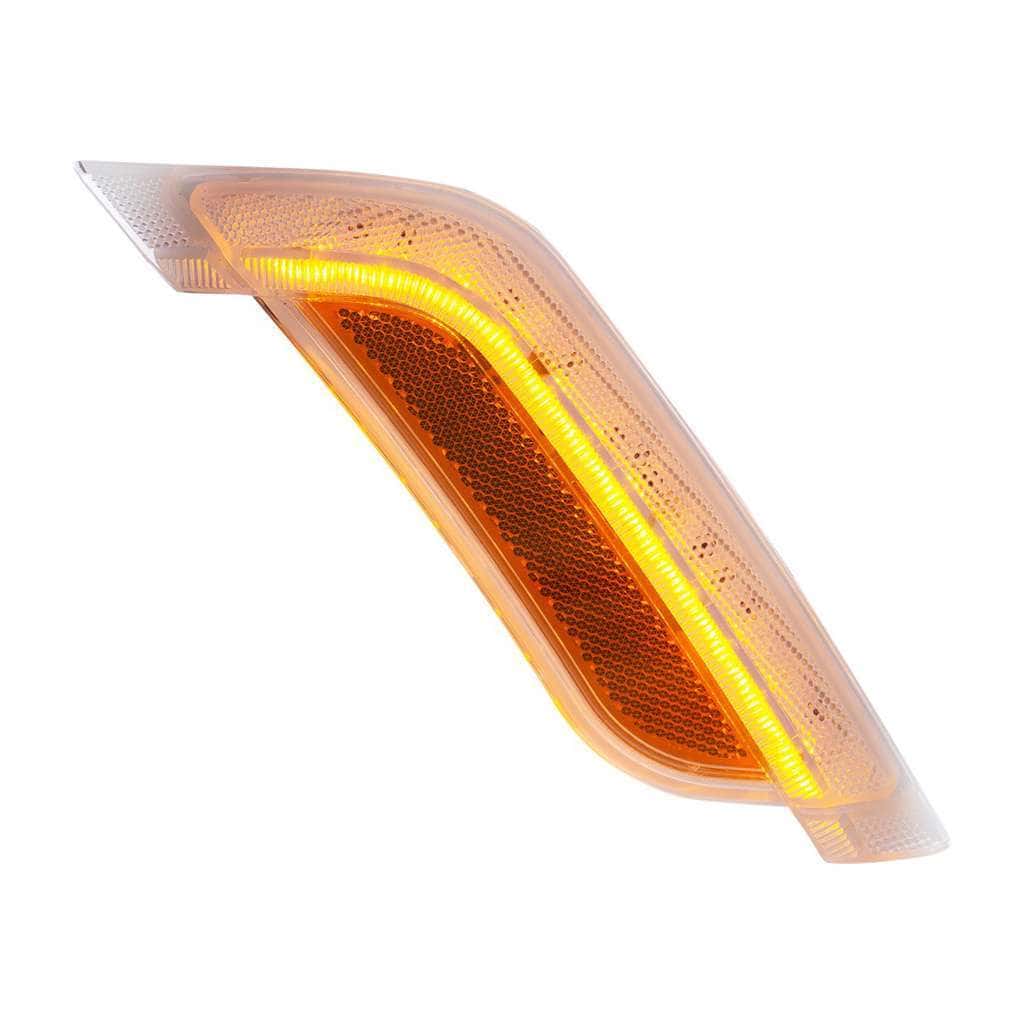 Peterbilt 12 Amber Led Fender Turn Signal Light – Clear 7 12 Amber LED Fender Turn Signal Light For Peterbilt 579 (2012-2021) & 587 (2012-2018) Clear Lens