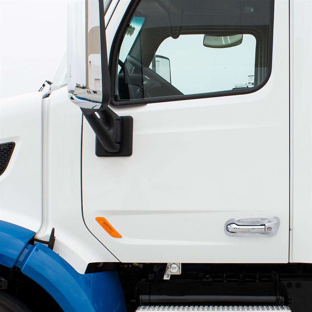 Chrome Door Handle Cover For Peterbilt 579 (2013-2021) &Amp; 567 (2015-2019) 5 Chrome Door Handle Cover For Peterbilt 579 (2013-2021) & 567 (2015-2019)
