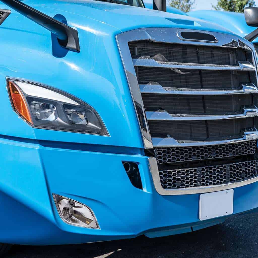 2018-2023 Cascadia Chrome Led Fog Light 5 2018-2023 Cascadia Chrome LED Fog Light