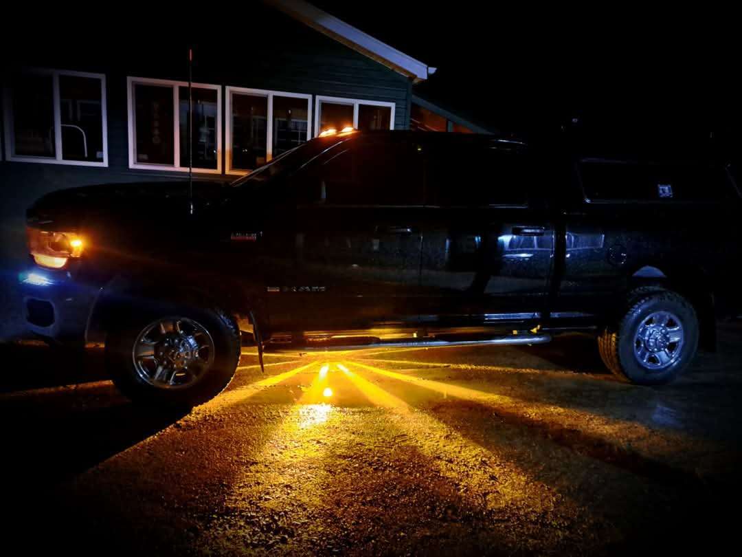 Amber Glass Is Class Watermelon Light – Star Lens Led Marker 9 Glass is Class watermelon lights showing the bright, powerful beam pattern underneath a pickup truck