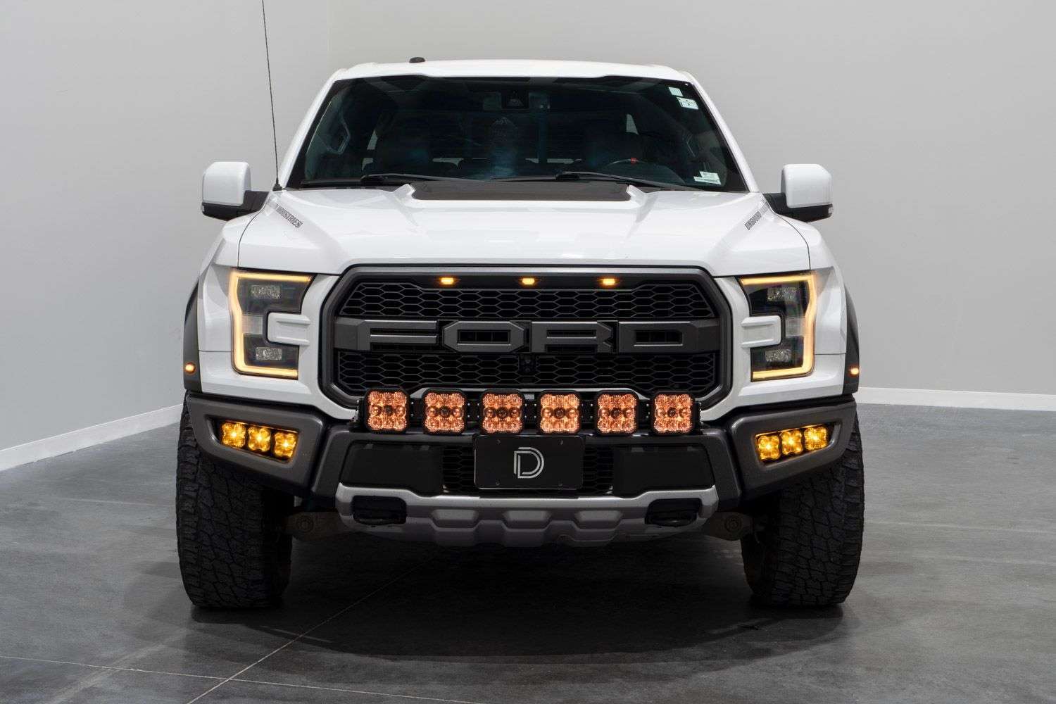 Ford Raptor 2017-2020-Ss5 Grille Crosslink Lightbar Kit 4 Ford Raptor 2017-2020-SS5 Grille CrossLink Lightbar Kit