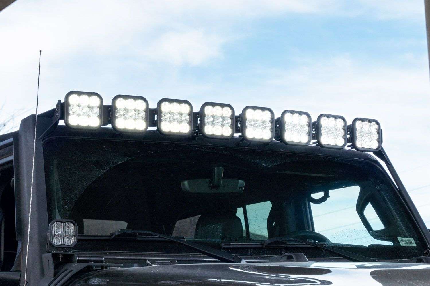 Jeep Jl Wrangler 2018-2025 | Ss5 Windshield Crosslink Lightbar Kit 4 Jeep JL Wrangler 2018-2025 | SS5 Windshield CrossLink Lightbar Kit