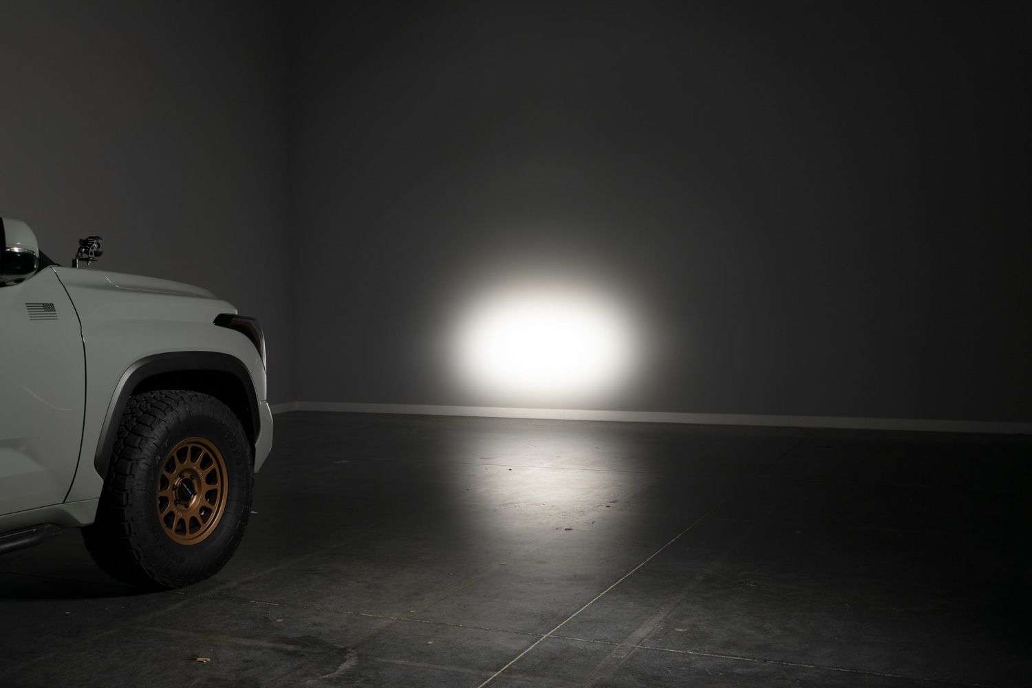 Toyota Tundra 2022-2025 | Trd Pro Grille Lightbar Kit 5 Toyota Tundra 2022-2025 | TRD Pro Grille Lightbar Kit