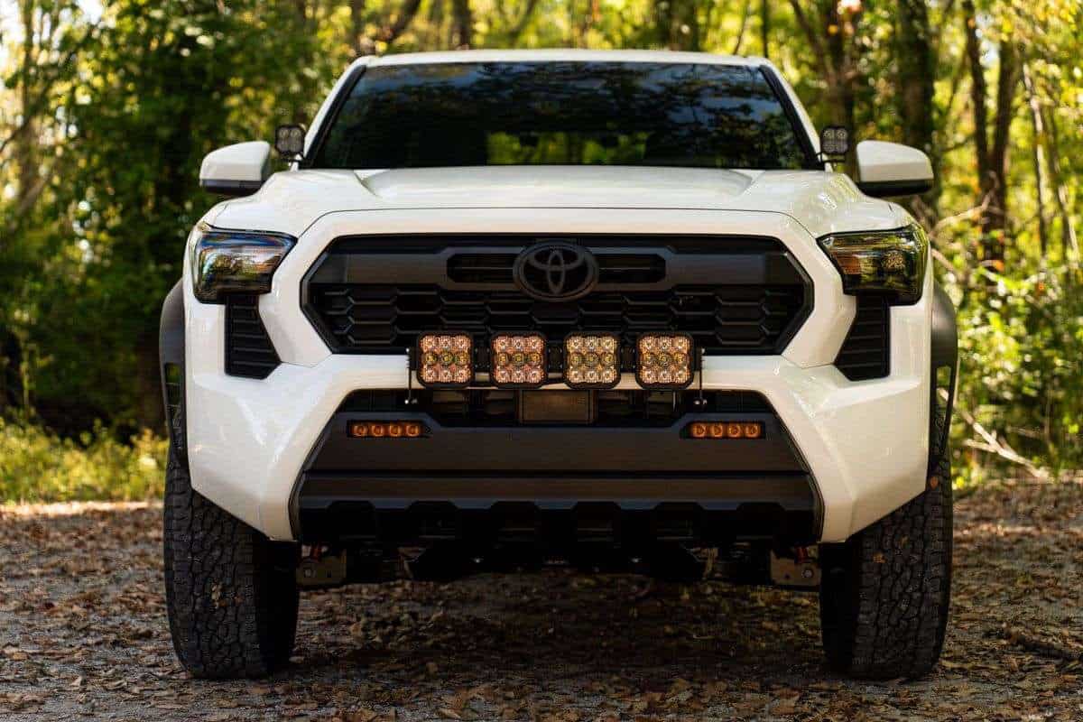 Toyota Tacoma 2024-2025 | Ss5 Grille Crosslink Lightbar Kit 5 Toyota Tacoma 2024-2025 | SS5 Grille CrossLink Lightbar Kit