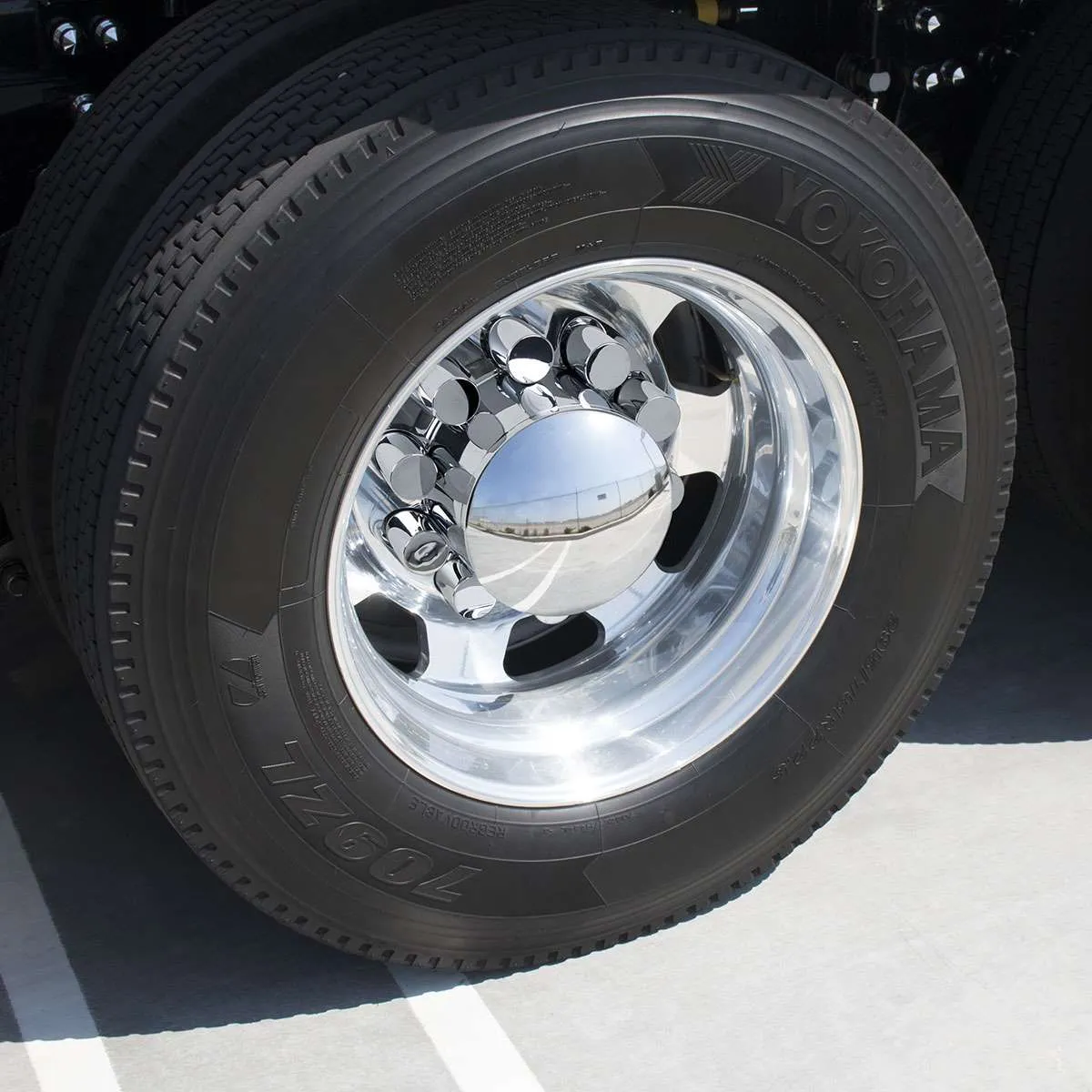 Dome Axle Cover Combo Kit With 33Mm Cylinder Thread-On Nut Covers - Chrome 3 Dome Axle Cover Combo Kit With 33mm Cylinder Thread-On Nut Covers
