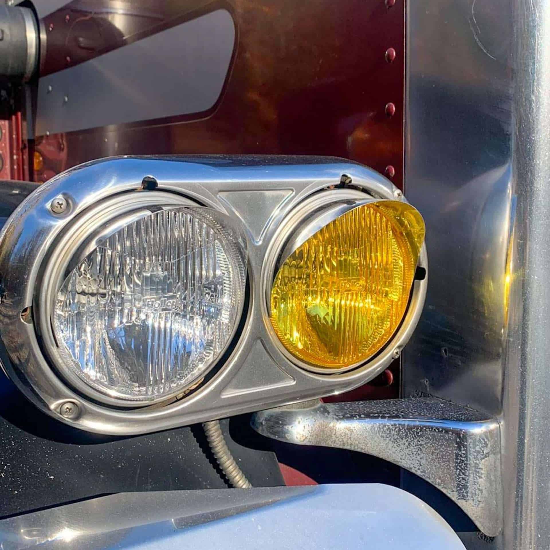 Peterbilt 359 5.75&Quot; Retrobright Led Sealed Beam Headlights 18 Peterbilt 359 LED Headlight Kit – Holley RetroBright 5.75″ Round