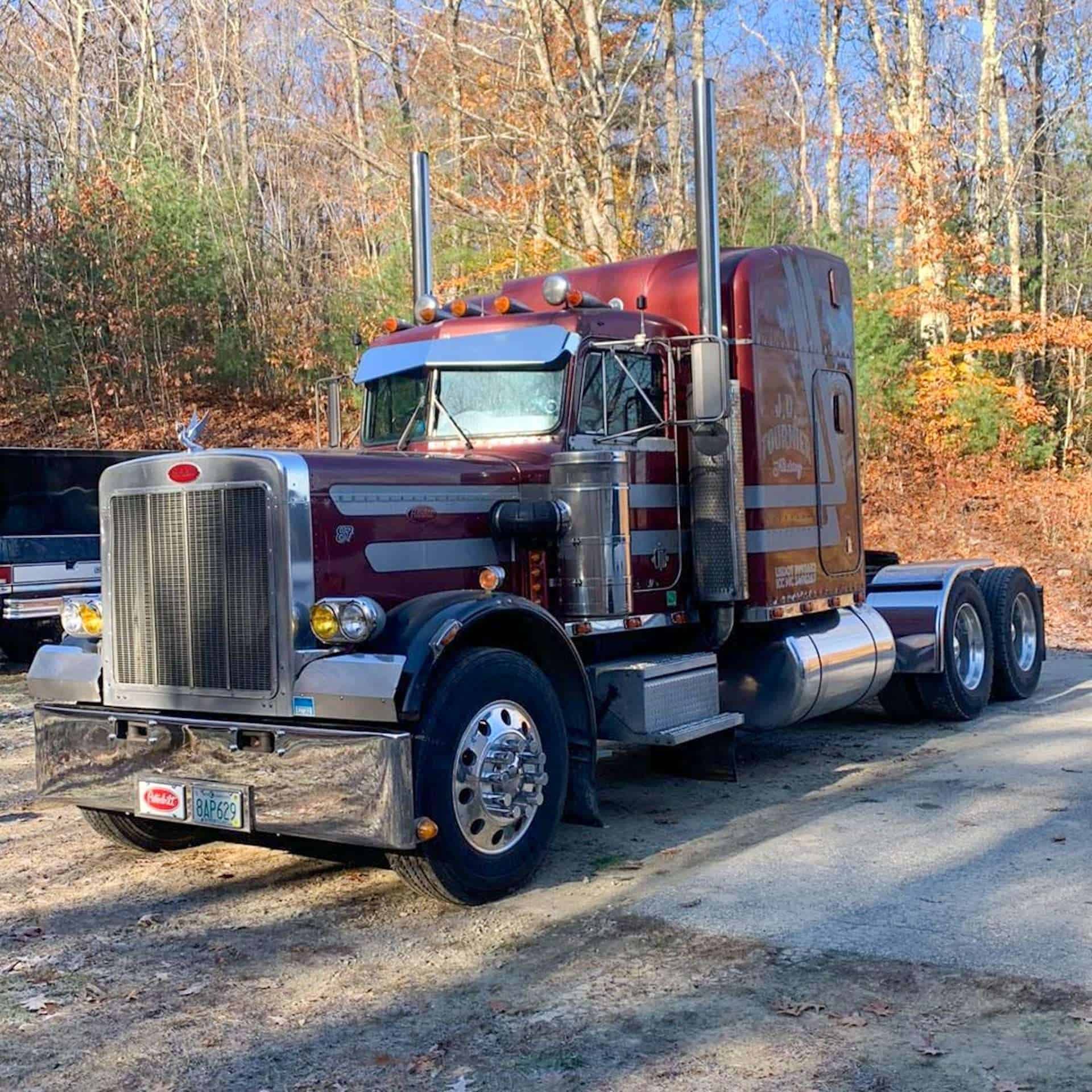 Peterbilt 359 5.75&Quot; Retrobright Led Sealed Beam Headlights 13 Peterbilt 359 LED Headlight Kit – Holley RetroBright 5.75″ Round