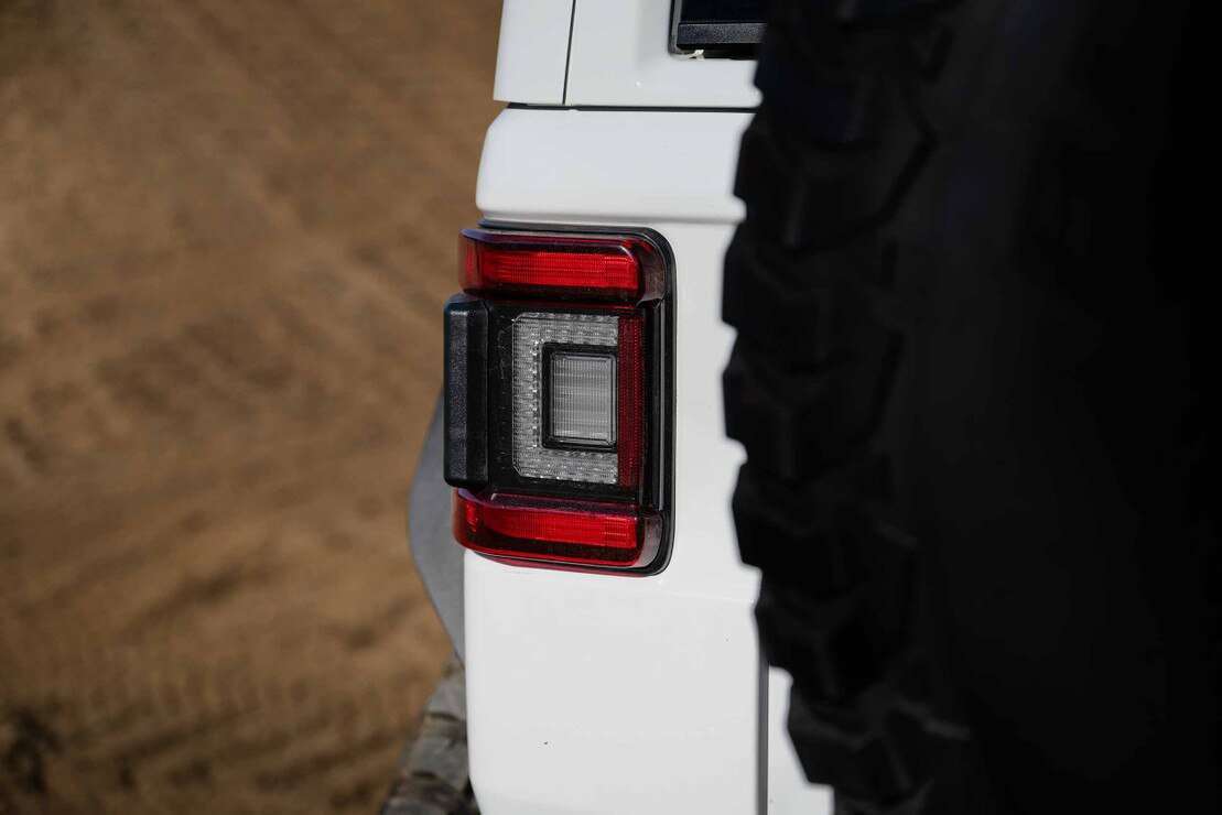Morimoto 18-26 Jeep Wrangler Jl Super 7 Headlight &Amp; Red Lens Tail Light Combo 9 Morimoto | Jeep Wrangler JL (2018+) XB LED Low Profile Tail Lights (Red)