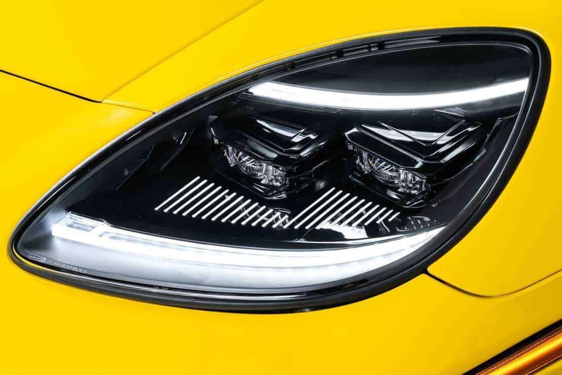 Morimoto | Chevrolet Corvette (05-13) Xb Evo Hybrid Led Headlights 10 Morimoto | Chevrolet Corvette (05-13) XB Evo Hybrid LED Headlights