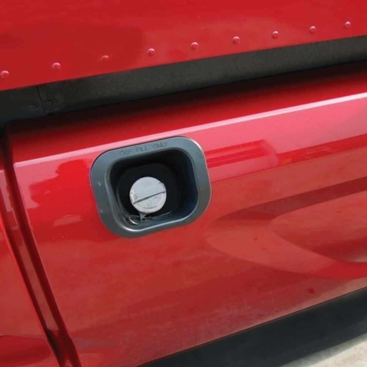 Chrome DEF Cap Cover (Peterbilt & Kenworth)