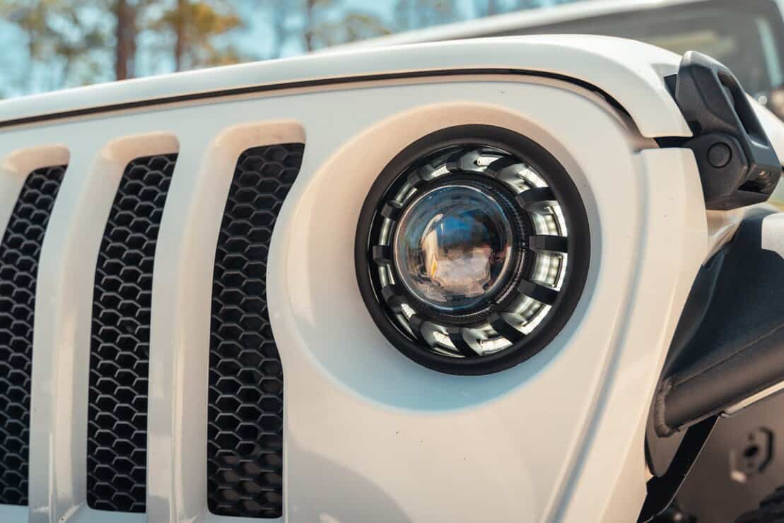 Morimoto 18-26 Jeep Wrangler Jl Super7 Led Headlights 4 Morimoto 18-26 Jeep Wrangler JL Super7 LED Headlights