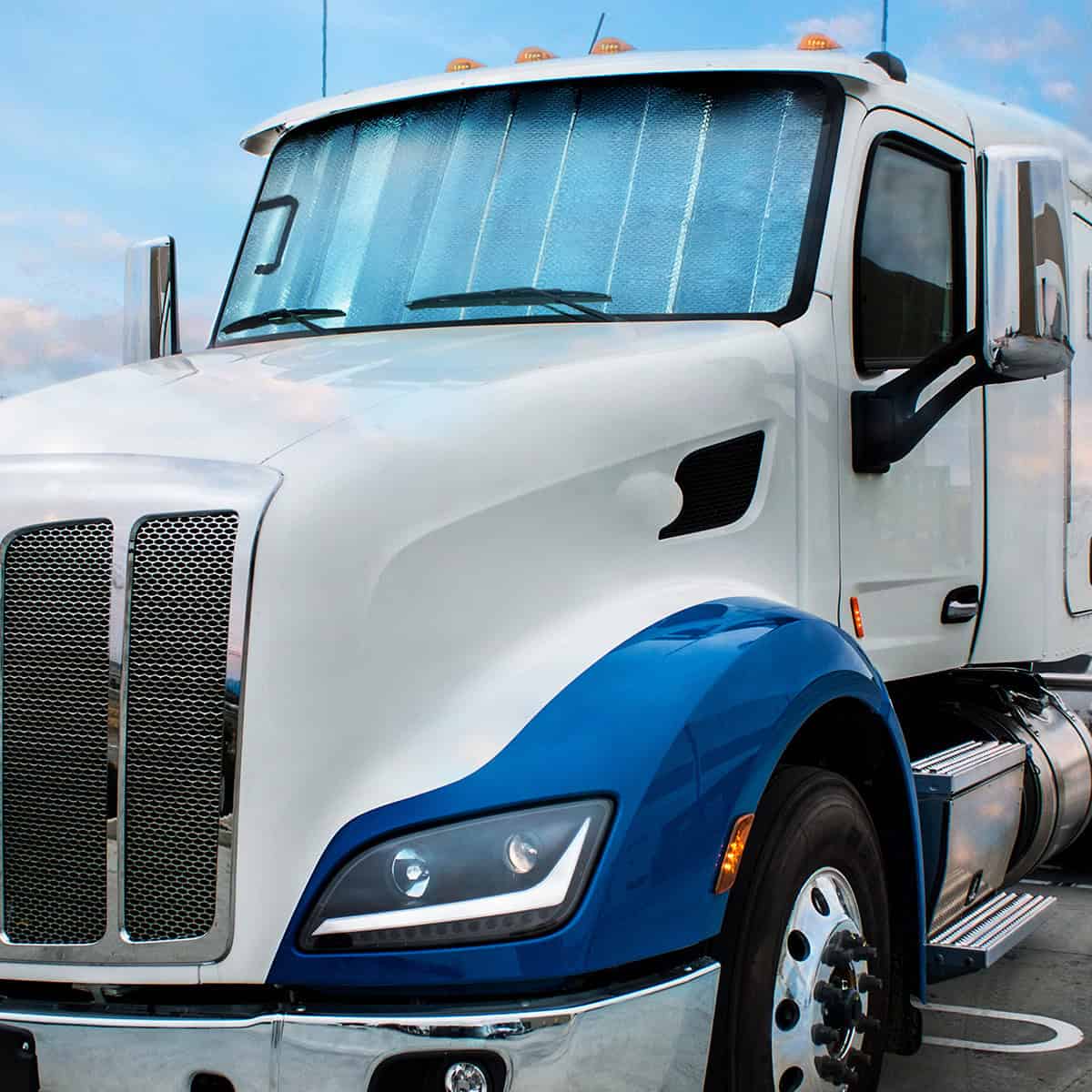 Windshield Sunshade For 2013-2021 Peterbilt 579 3 Windshield Sunshade For 2013-2021 Peterbilt 579
