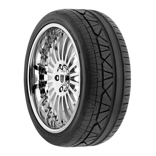 Nitto Motivo Tire — 275/55ZR19 All-Season
