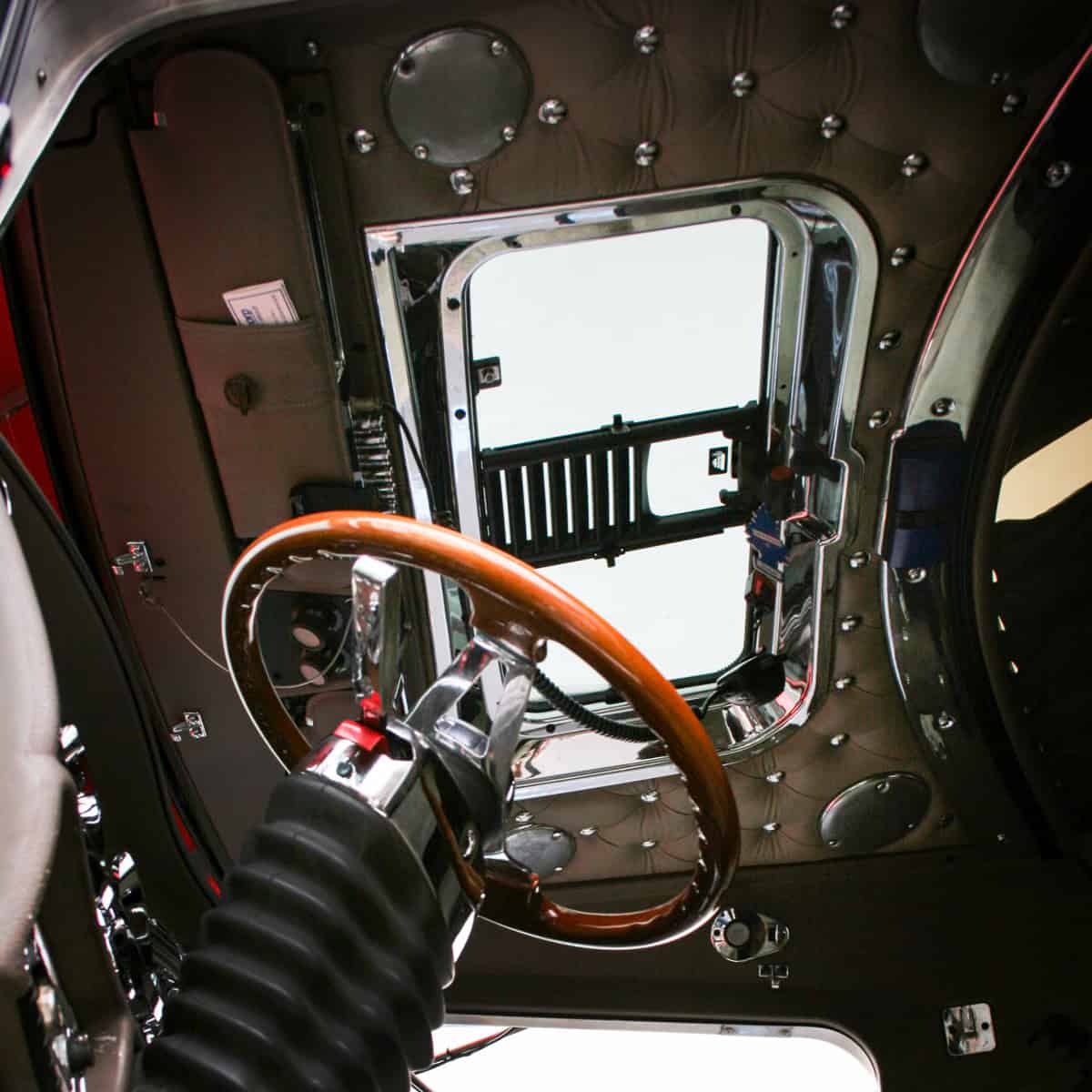 Kenworth Sunroof Trim