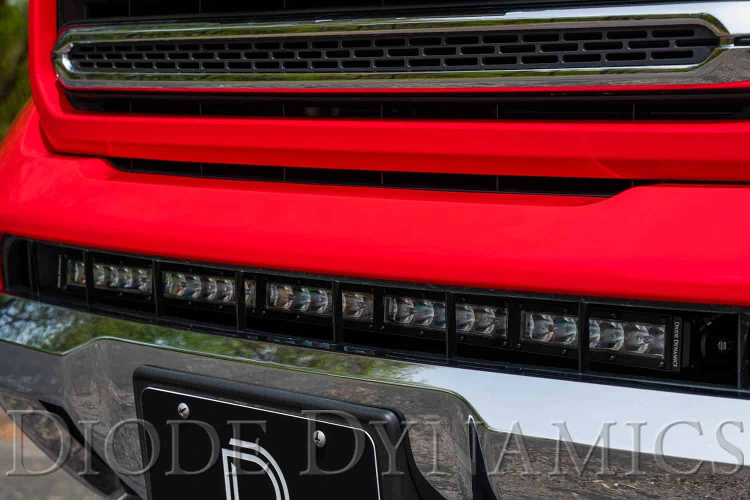 Diode Dynamics Ss30 Stealth Lightbar Kit For 2015-2020 Colorado/Canyon White Driving 9 SS30 behind the Canyon grille when switched off.