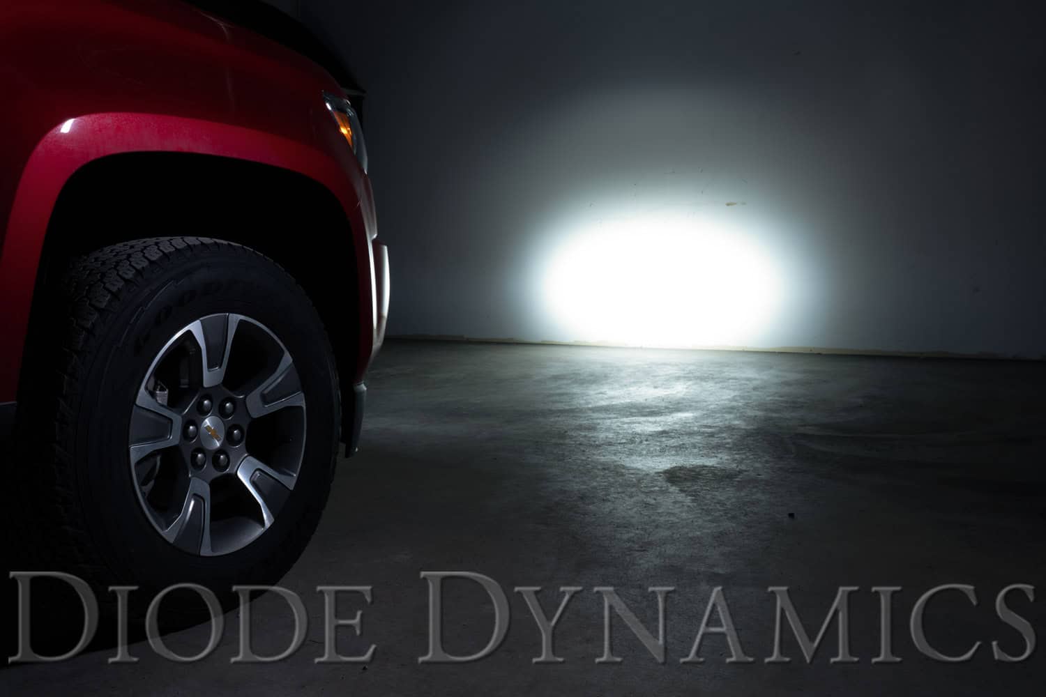 Diode Dynamics Ss30 Stealth Lightbar Kit For 2015-2020 Colorado/Canyon White Driving 6 Manufacturer White Driving beam photograph on the Colorado.