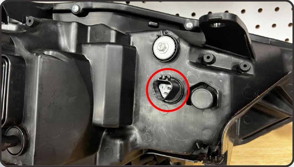 2014–2024 Toyota 4Runner Xb Evo &Amp; Evo Hybrid Installation Guide 17 Connect the selected mode key to each Evo lamp with the vehicle and lights off.