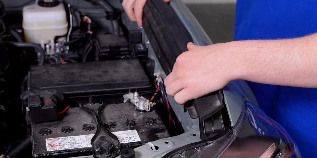 2014–2024 Toyota 4Runner Form Headlight Installation Guide 12 Pull back the plastic hood seal.