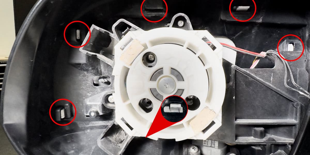 Form Toyota 4Runner And Rav4 Mirror Light Installation Guide 2 The manufacturer marks mirror-cap retaining clips in red on this example.