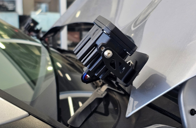 2019–2025 Toyota Rav4 C2 2.0 And Ss3 Ditch-Light Installation Guide 3 Fit the LED pod U-bracket to the vehicle bracket and leave adjustment for aiming.