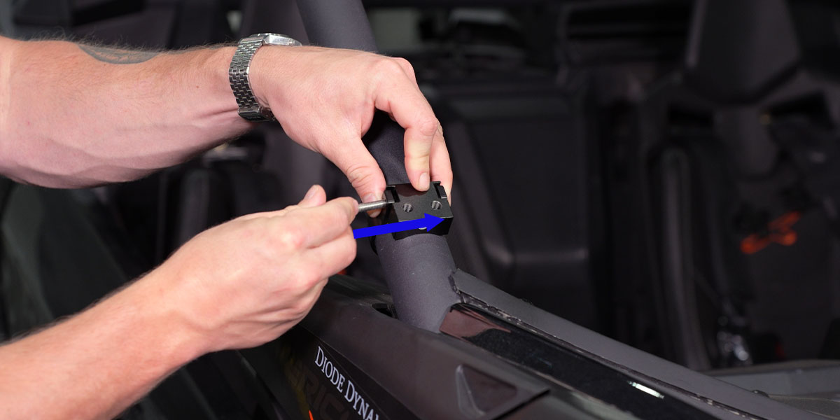 Can-Am Maverick X3 A-Pillar Light Installation Guide 2 Fit the block and insert the supplied bolt and washer.