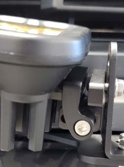 2021–2023 Ford F-150 Ss5 Crosslink Installation And Backlight Guide 16 Rotate the bar to access the end pivot bolt.
