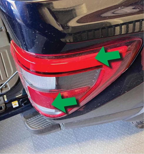2021–2023 F-150 Morimoto Xb Tail-Light Installation Guide 7 Pull the lamp away from the truck