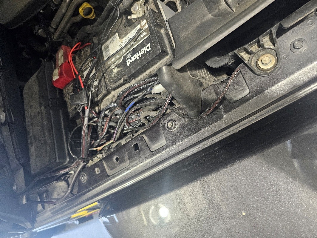Jeep Jl D-Switch Hub Mount And Wiring Guide 2 Position and secure the bracket. Original Diode Dynamics Jeep JL installation photograph.