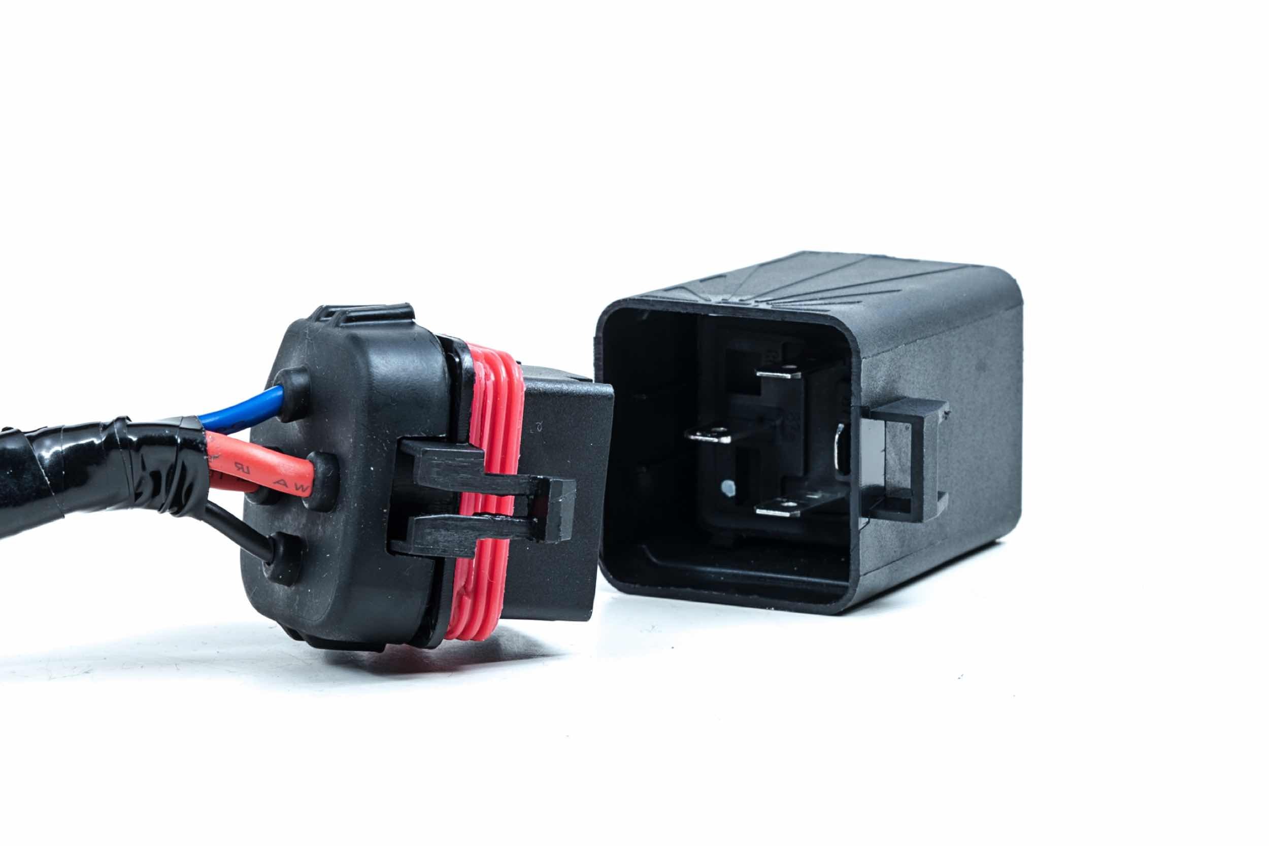 Morimoto 2Banger Ditch Light Kit For 2014–2024 Toyota 4Runner 17 Sealed relay and holder.