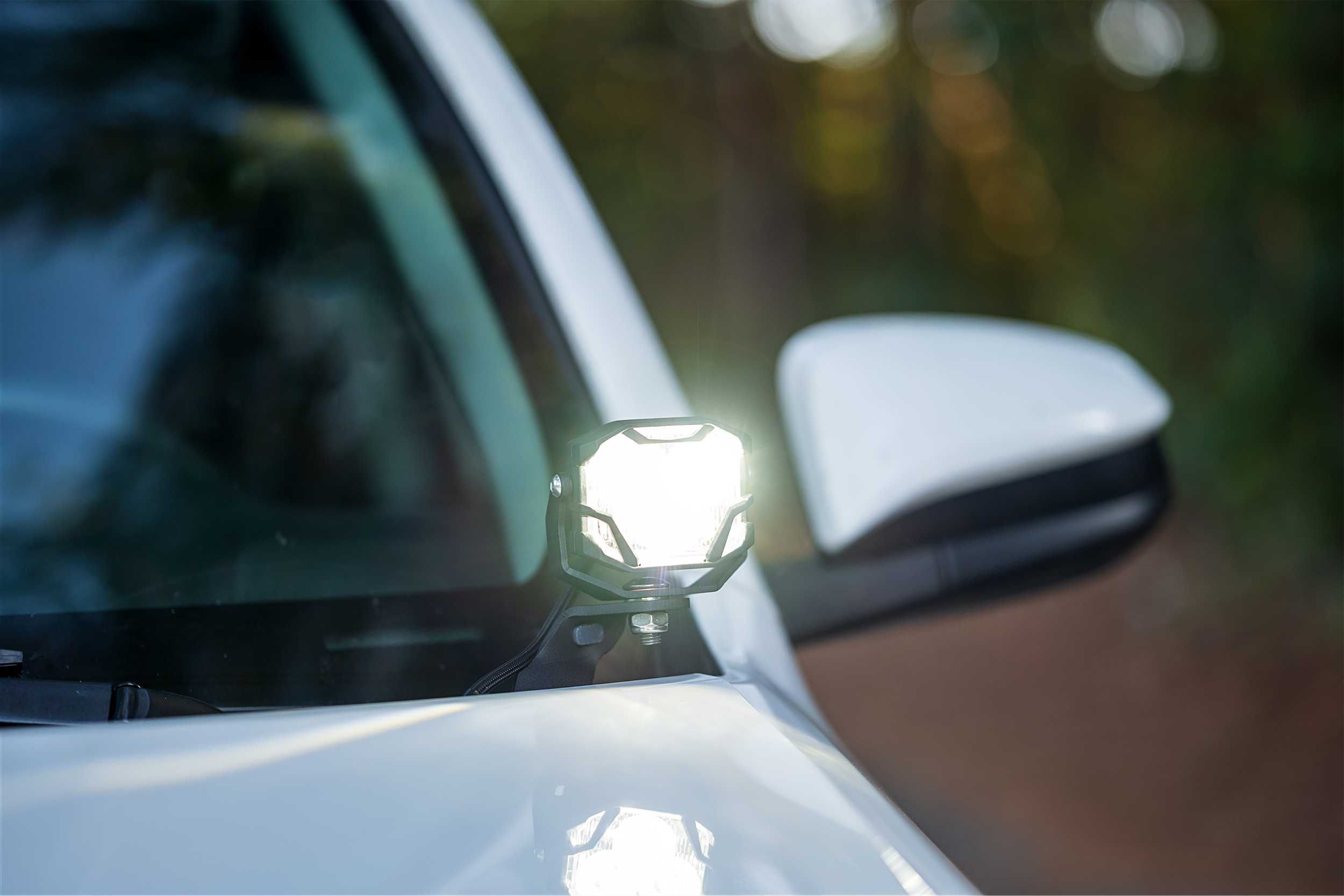 Morimoto 2Banger Ditch Light Kit For 2014–2024 Toyota 4Runner 12 White-output installation example; earlier pod shown.