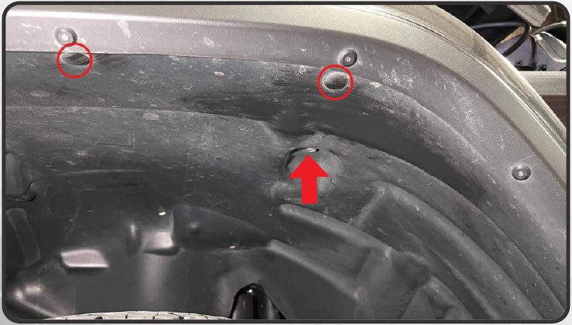 Jeep Jl/Jt Morimoto Xrgb Fender Chop Installation 3 Rear liner bolt and two clips.