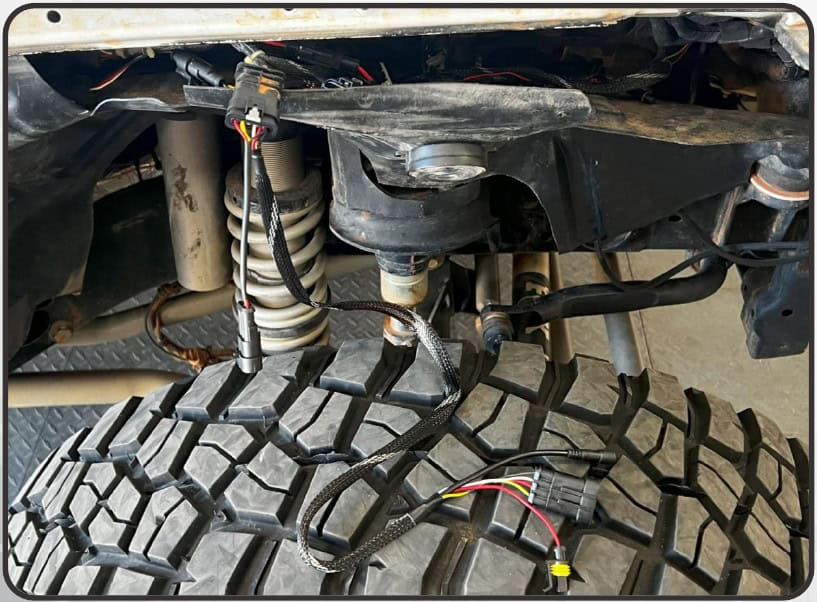 Jeep Jl/Jt Morimoto Xrgb Fender Chop Installation 15 Side-specific signal harness connected at the vehicle connector.