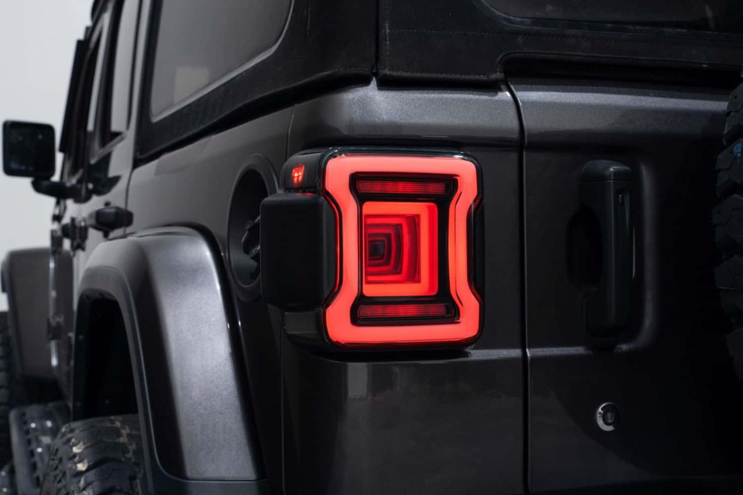 Jeep Jl Form Tail Light Installation 1 FORM JL tail light installed on the vehicle.