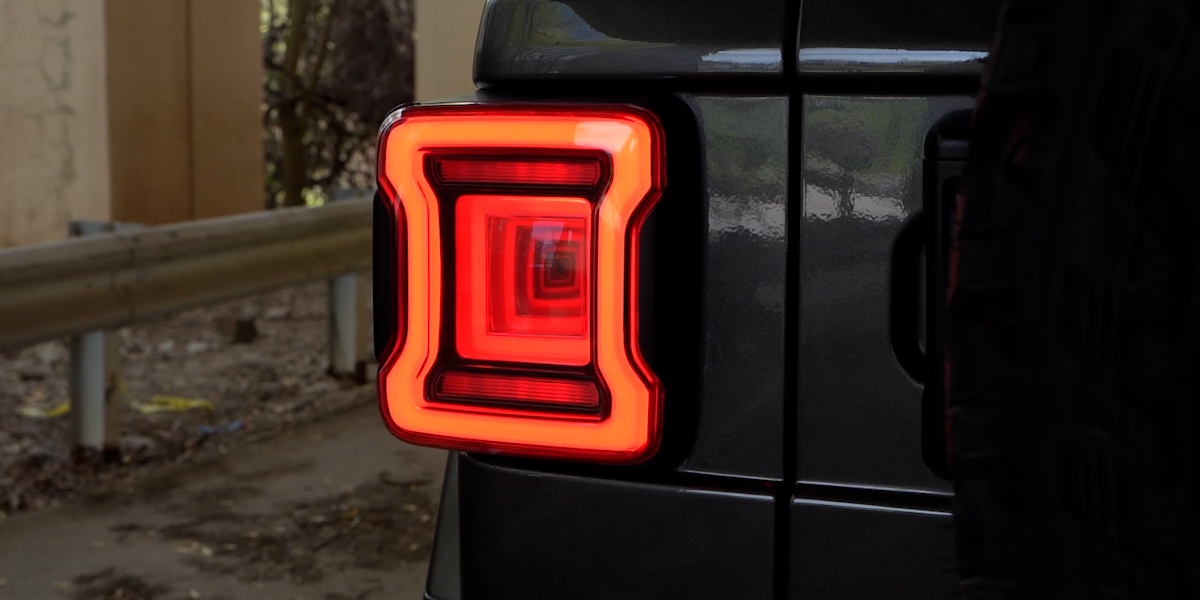 Jeep Jl Form Tail Light Installation 24 Check parking, brake, turn and reverse functions after installation.