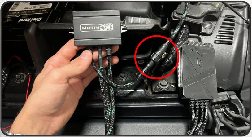 Jeep Jl/Jt Morimoto Super7 Halo Installation 19 Final halo-to-driver connection at the headlight.