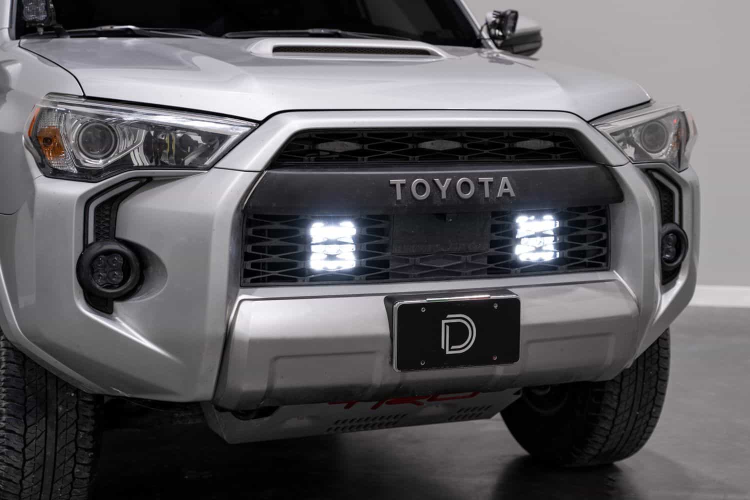 Two SS5 pods installed behind the grille.