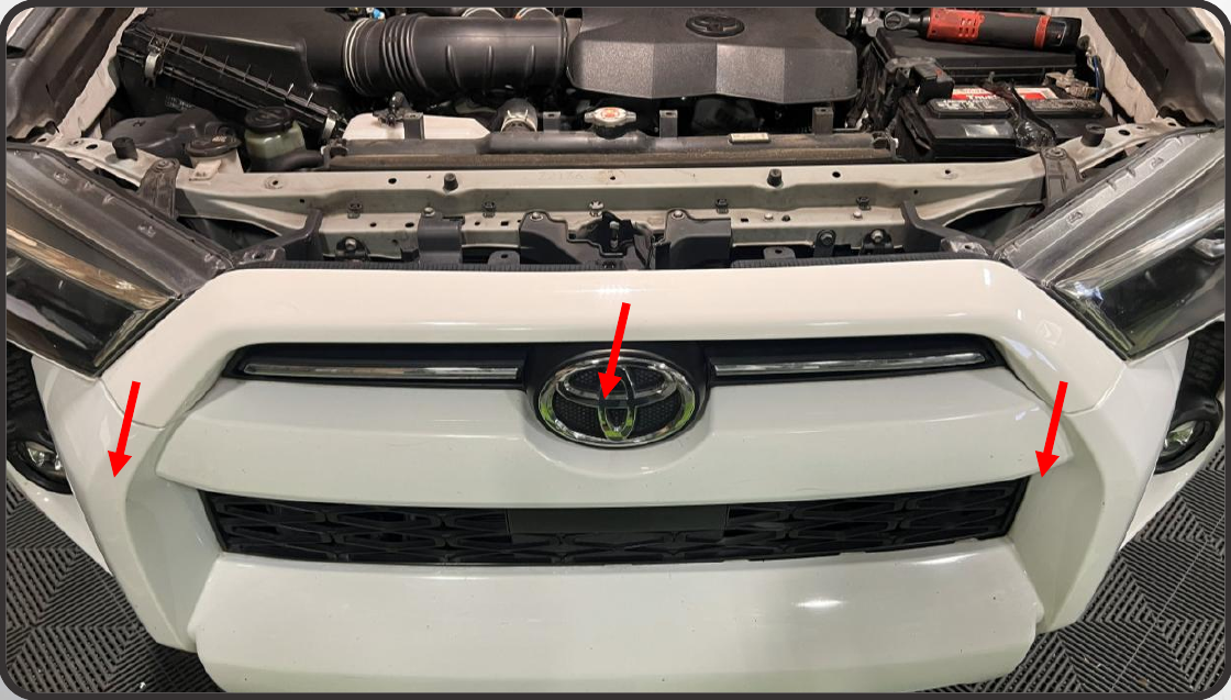 2014–2024 Toyota 4Runner Xbg Grille Installation Guide 6 Lift the upper grille away from the vehicle.