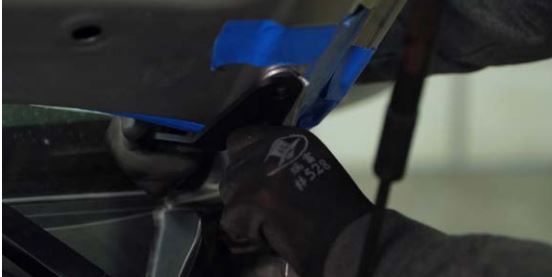 2010–2024 Toyota 4Runner Ditch-Light Installation Guide 4 Manufacturer step 3: position the application bracket.