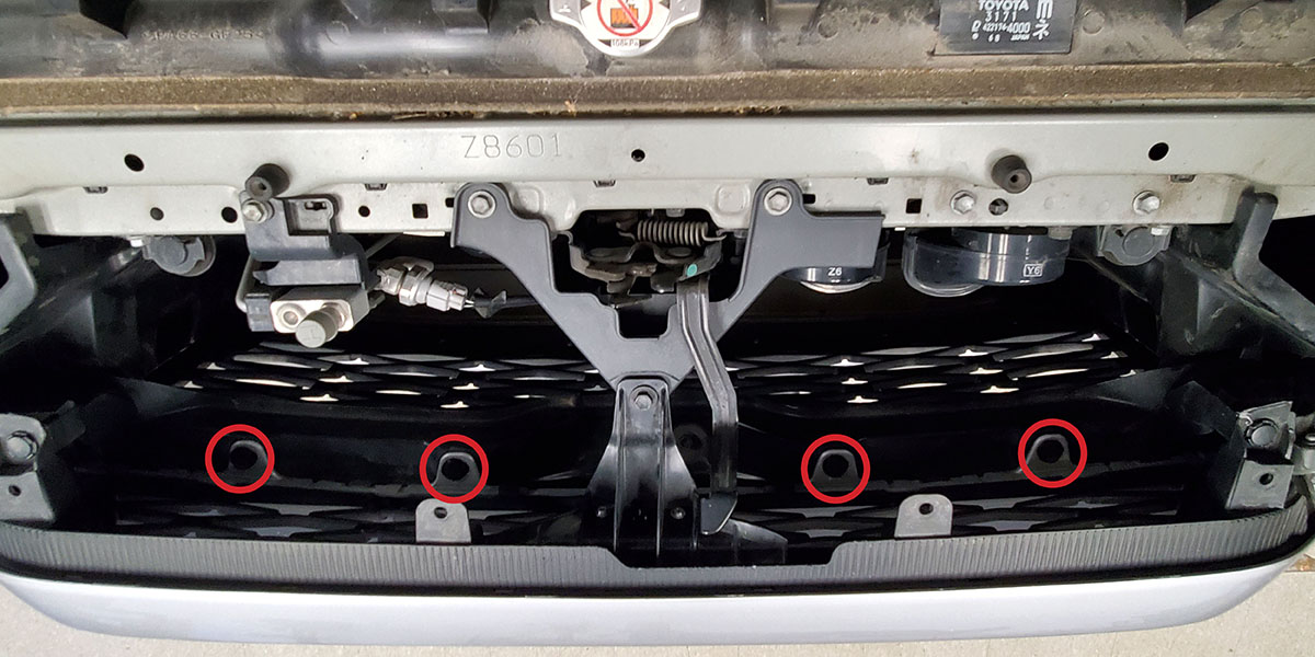 Toyota 4Runner Ss6 Grille-Light Installation Guide 3 Manufacturer step 2: remove the four mounting-hole rivets.