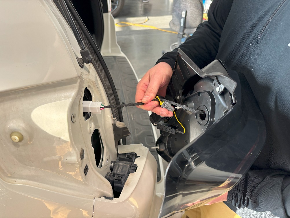 Form Tail-Light Installation: 2010–2024 Toyota 4Runner 7 Route the FORM wiring through the opening.