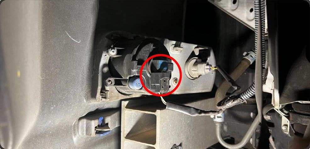 Morimoto Type T Evo Fog-Light Installation And Aiming Guide 5 Access the rear of the original fog light and unplug it.