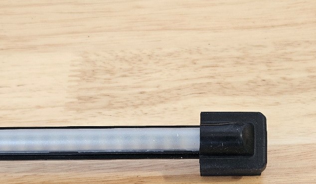 Toyota Blade Bed Light Installation Guide 4 Fit the end cap.