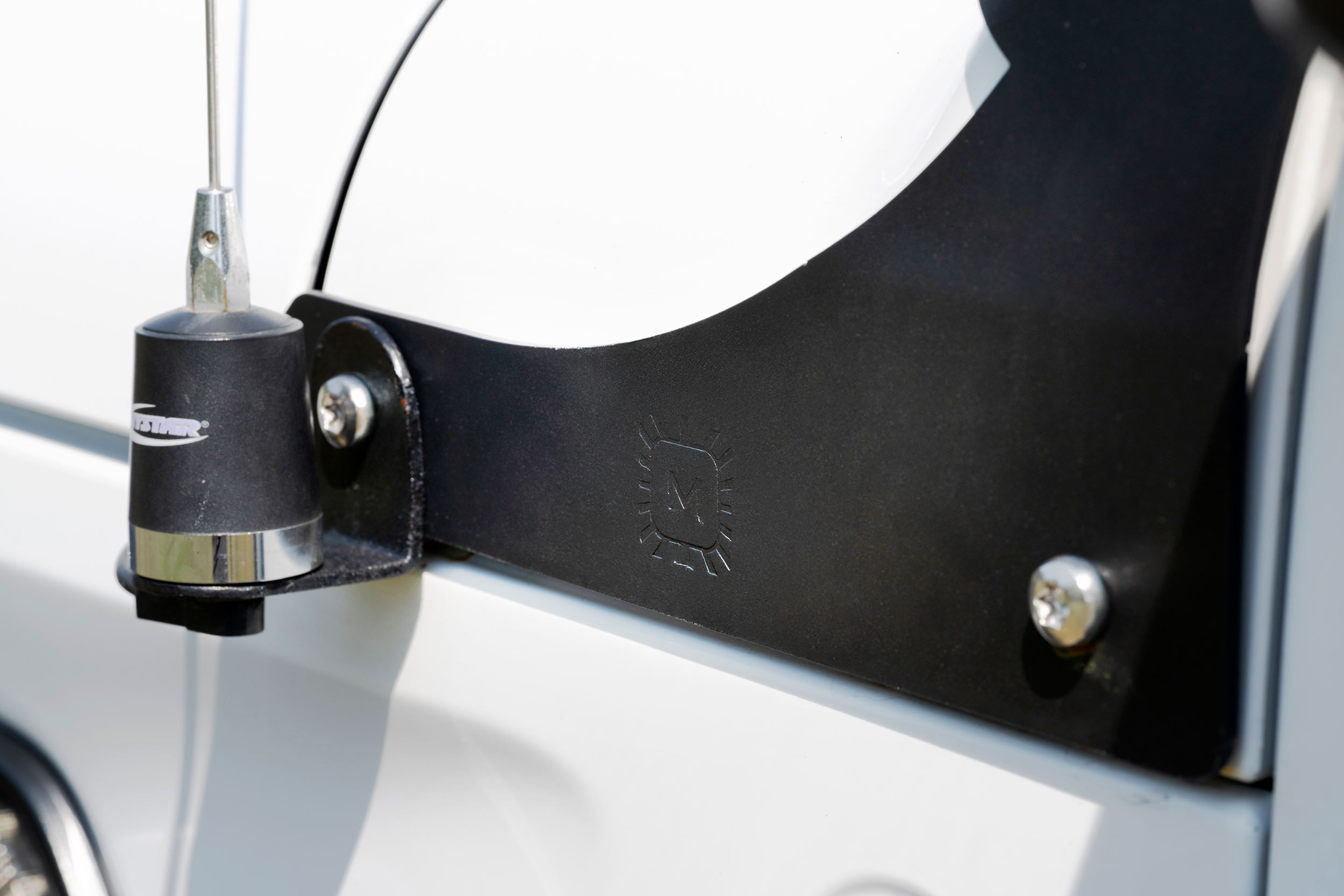 Morimoto Baf081 Roof Light-Bar Brackets For 2018–2026 Jeep Wrangler Jl 8 Bracket-only hardware; lamps and wiring are not included.